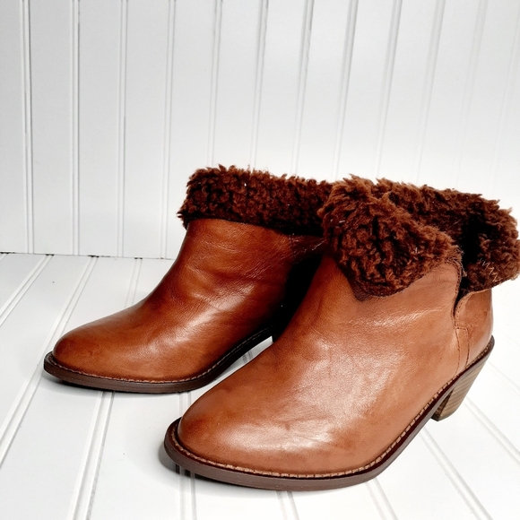 NEW Kelsi Dagger Brooklyn Women's  Brown Leather Faux Fur Ankle Bootie C477 - Picture 3 of 11